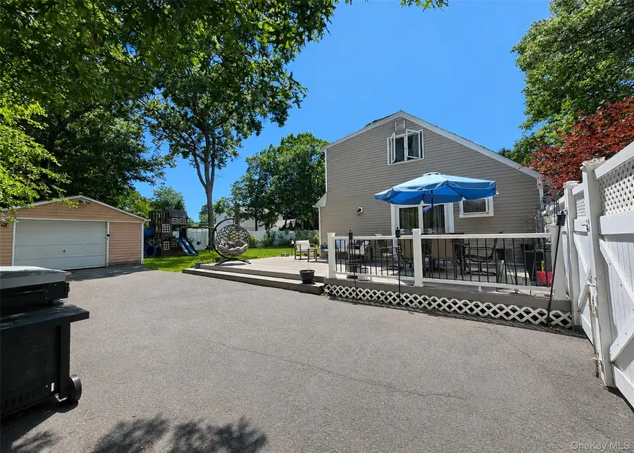 348 Furrows Road, Holbrook, NY 11741 - #3