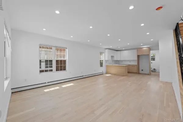13764 Westgate Street, Springfield Gardens, NY 11413