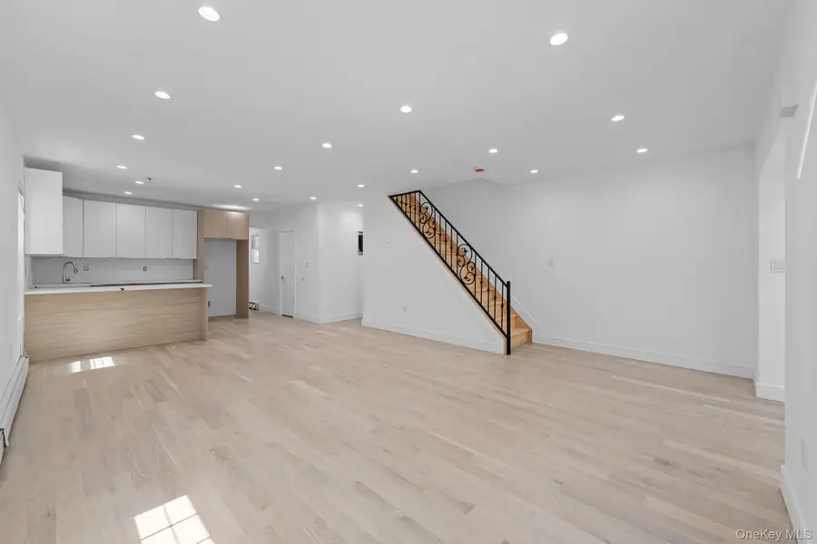 13764 Westgate Street, Springfield Gardens, NY 11413 - #2