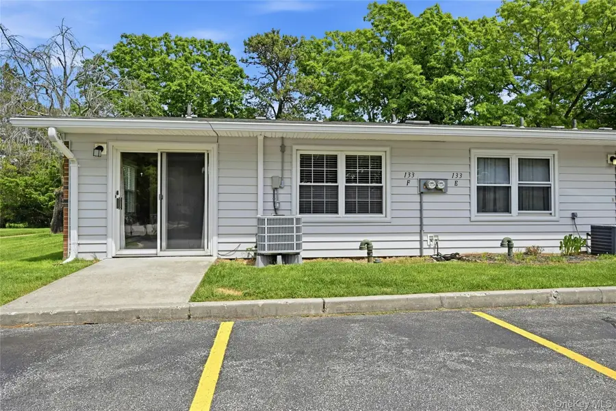 133 Eastbourne Court #F, Ridge, NY 11961 - #3