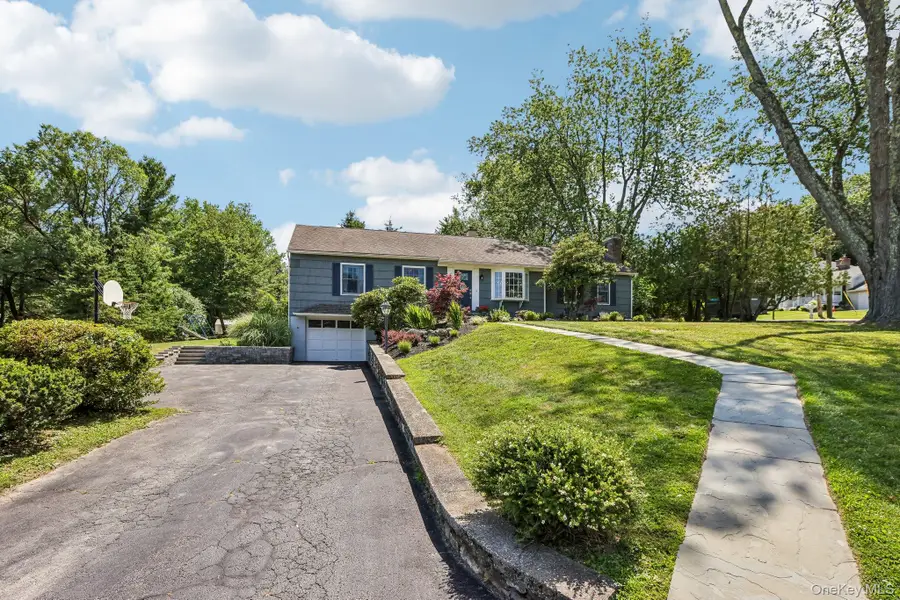 11 Claire Ann Drive, Warwick, NY 10990 - #3