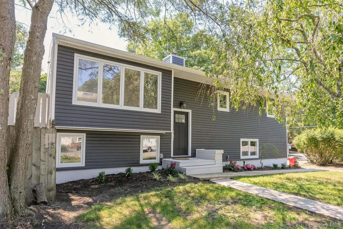 34 John Street N, Shoreham, NY 11786 - #1