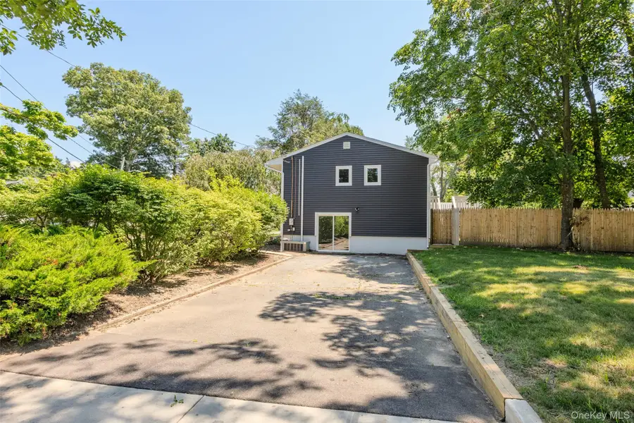 34 John Street N, Shoreham, NY 11786 - #3