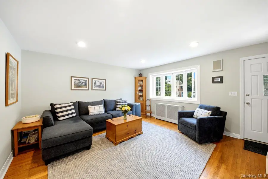 195 Graff Avenue, Bronx, NY 10465 - #3