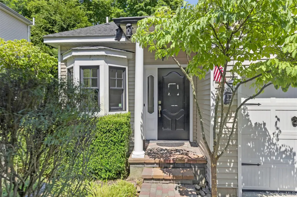 708 Kossuth Place, Peekskill, NY 10566 - #1