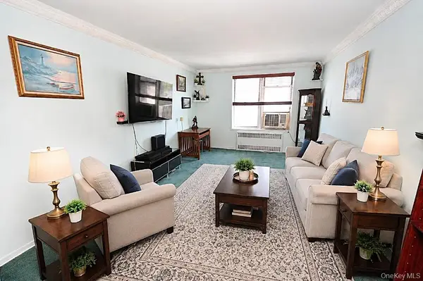491 Riverdale Avenue #6D, Yonkers, NY 10705