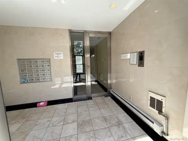 13987 35th Avenue #3C, Flushing, NY 11354