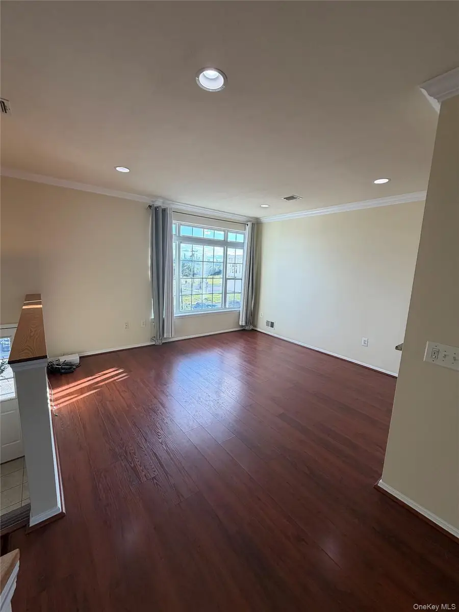 291 Surf Drive #214B, Bronx, NY 10473 - #3