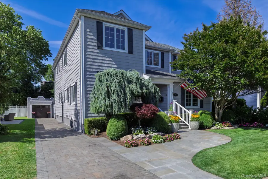 71 Shepherd Street, Rockville Centre, NY 11570 - #2