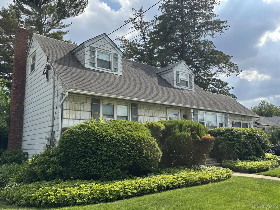 352 Boundary Avenue, Massapequa, NY 11758 - #2