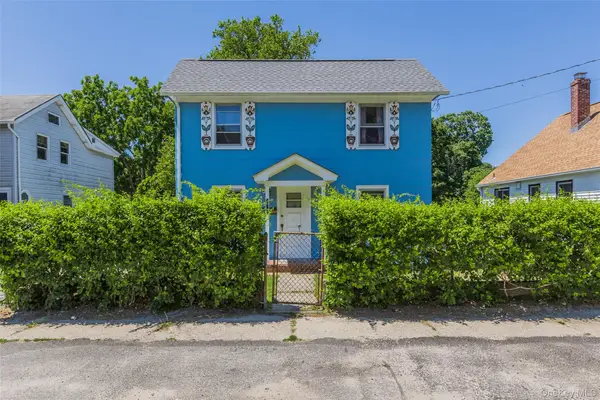 337 Hamilton Avenue, Riverhead, NY 11901