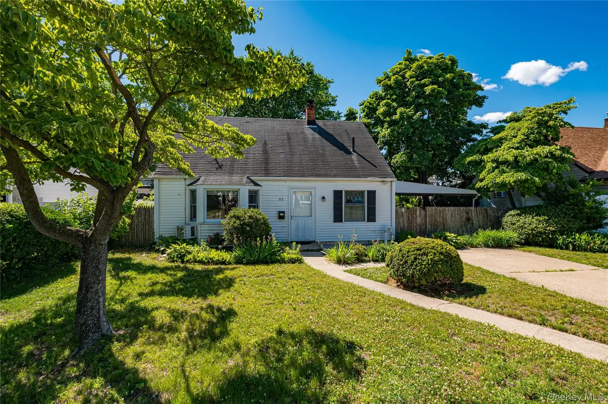 93 Barnyard Lane, Levittown, NY 11756 - #1