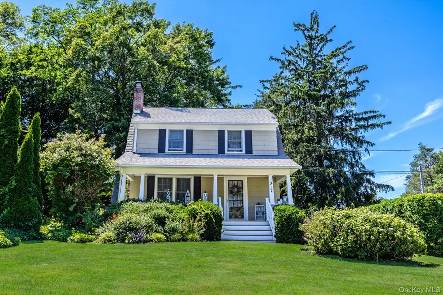 217 Soundview Road, Huntington, NY 11743 - #3