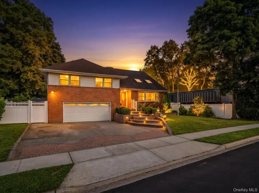 46 Audrey Road, Westbury, NY 11590 - #3
