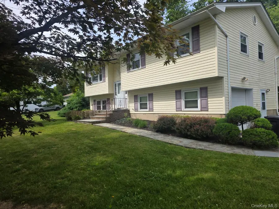 3 Amherst Road, New City, NY 10956 - #2