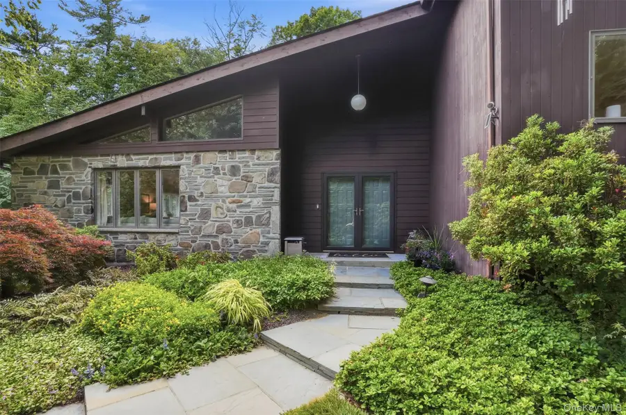 17 Stoutenburgh Drive, Hyde Park, NY 12538 - #3