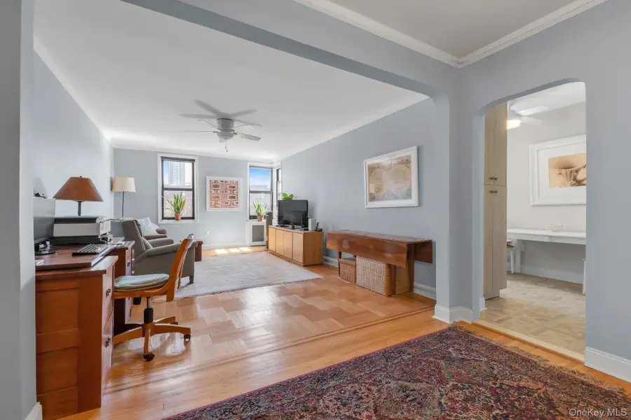 84-51 Beverly Road #6A, Kew Gardens, NY 11415 - #3