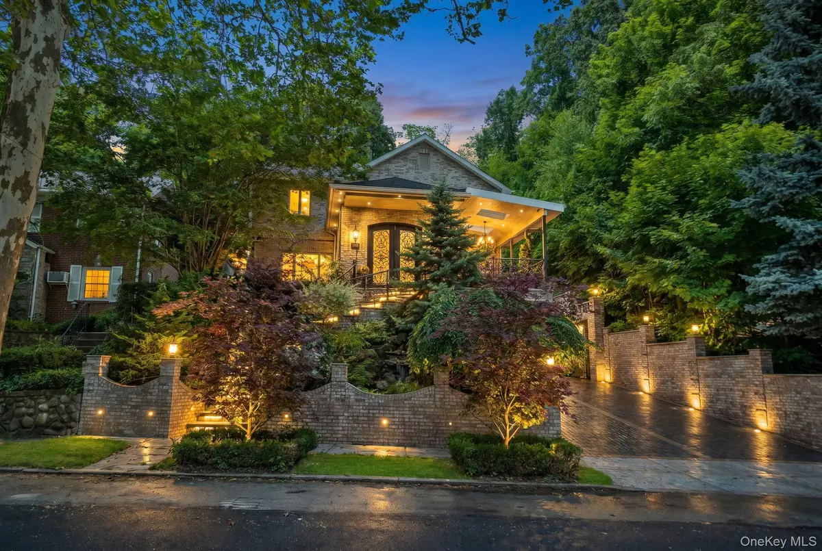 180-15 Aberdeen Road, Jamaica, NY 11432 - #1