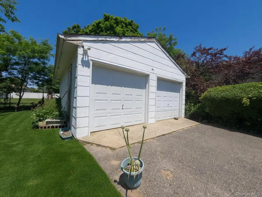 1 Trebor Road, Massapequa, NY 11758 - #3