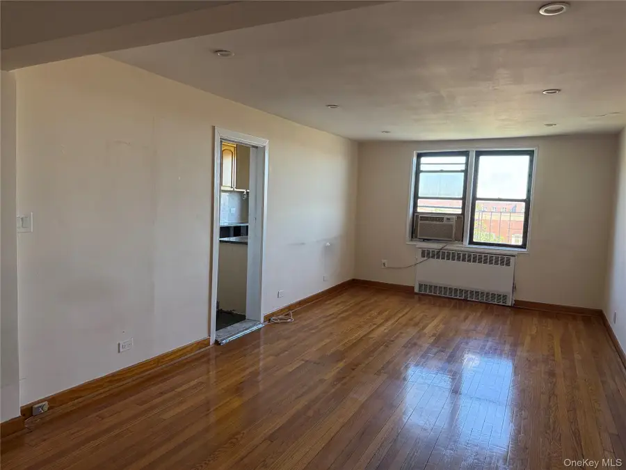 102-18 64th Avenue #6W, Forest Hills, NY 11375 - #2