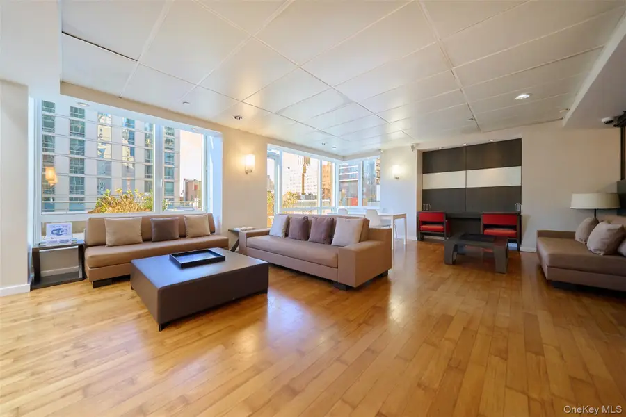 247 W 46th Street #403, Manhattan, NY 10036 - #3