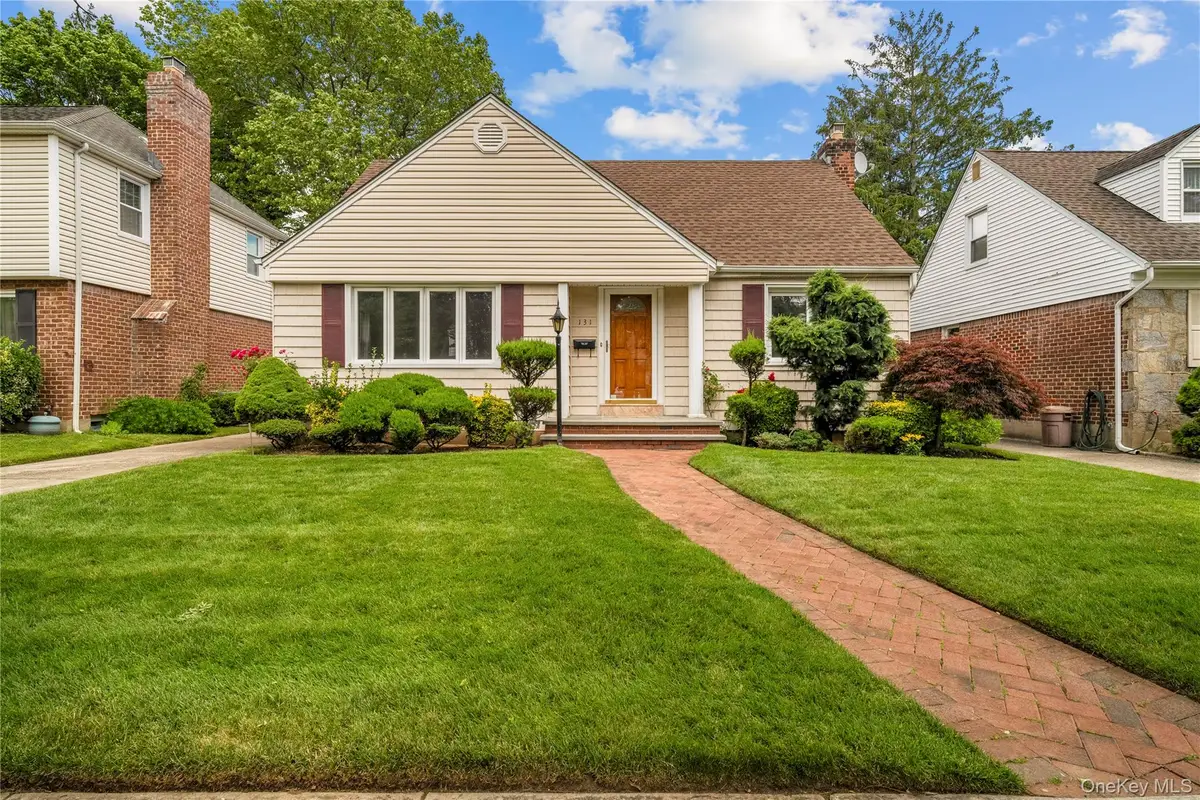 131 Primrose Drive, New Hyde Park, NY 11040 - #1