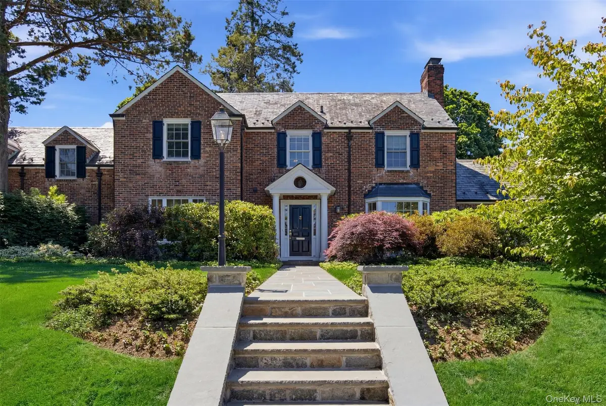 2 Saint Marks Place, Cold Spring Harbor, NY 11724 - #1