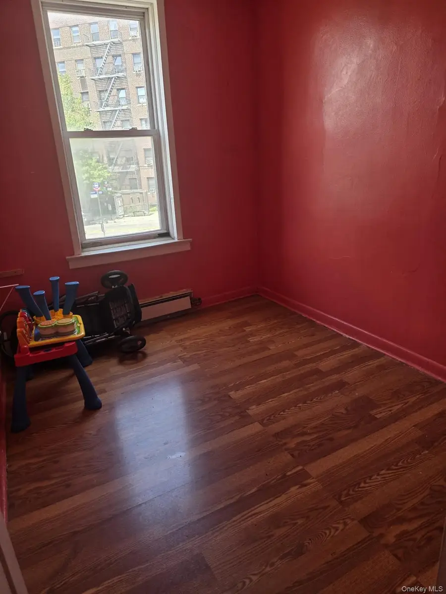 4014 Greenpoint Avenue, Sunnyside, NY 11104 - #2