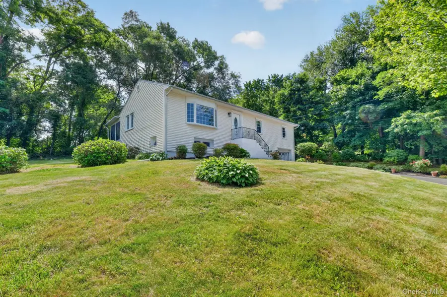 20 Muscoot Road W, Mahopac, NY 10541 - #2