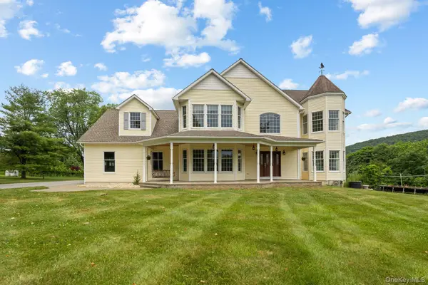 128 Old Pawling Road, Pawling, NY 12564