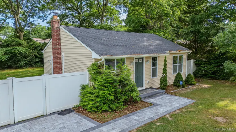 64 Arpage Drive E, Shirley, NY 11967 - #2