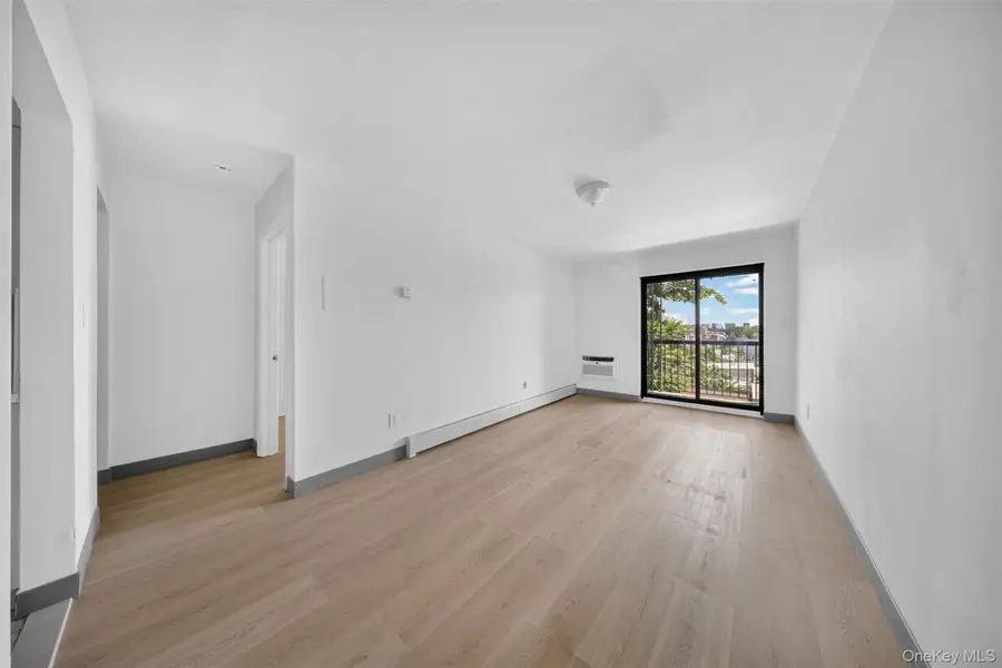 42-11 108 St, Corona, NY 11368 - #2