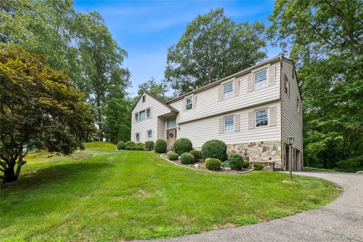 56 Holmes Lane, Bedford, NY 10506 - #1