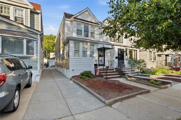 Address Withheld By Seller, Glendale, NY 11385