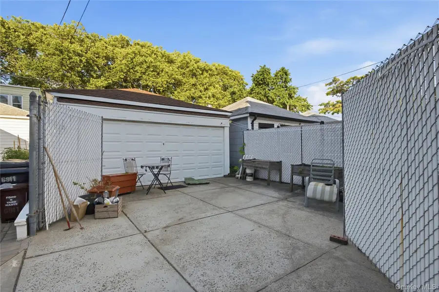 Address Withheld By Seller, Glendale, NY 11385 - #2