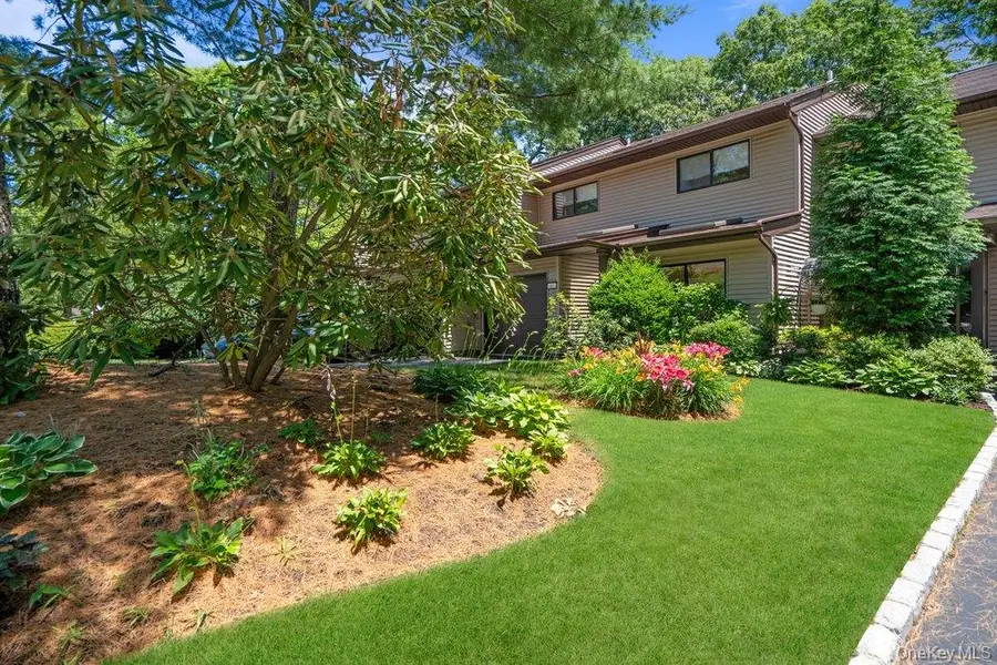 97 Northgate Circle, Melville, NY 11747 - #3