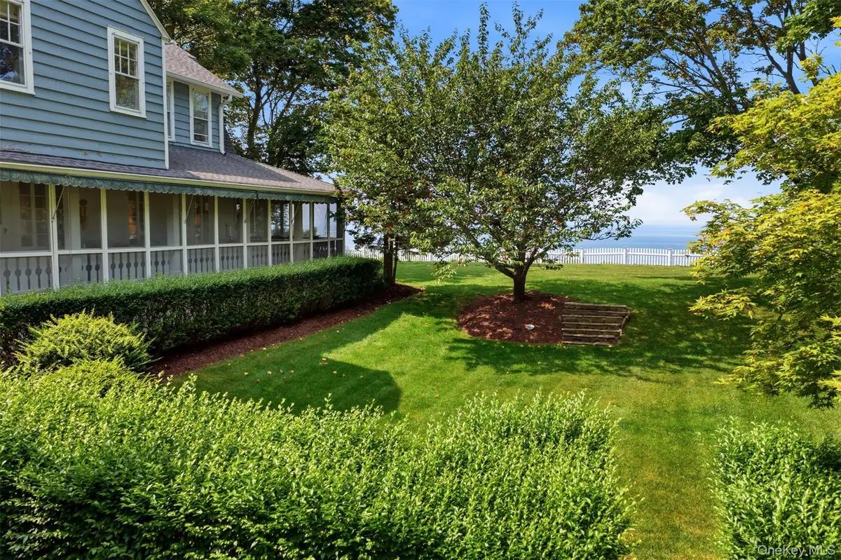 7 Thompson Street, Shoreham, NY 11786 - #1