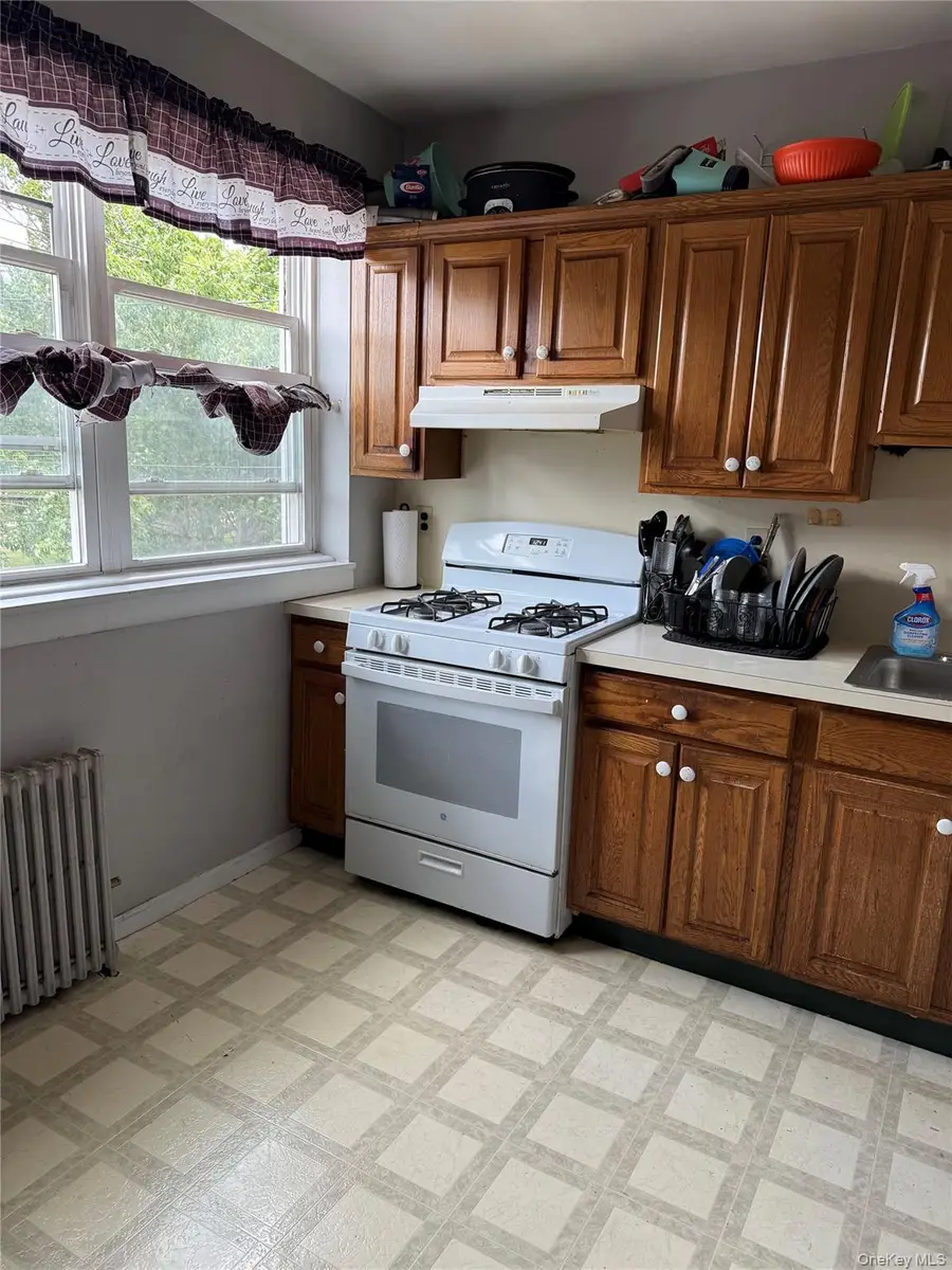 76 Dongan Avenue, Staten Island, NY 10314 - #3