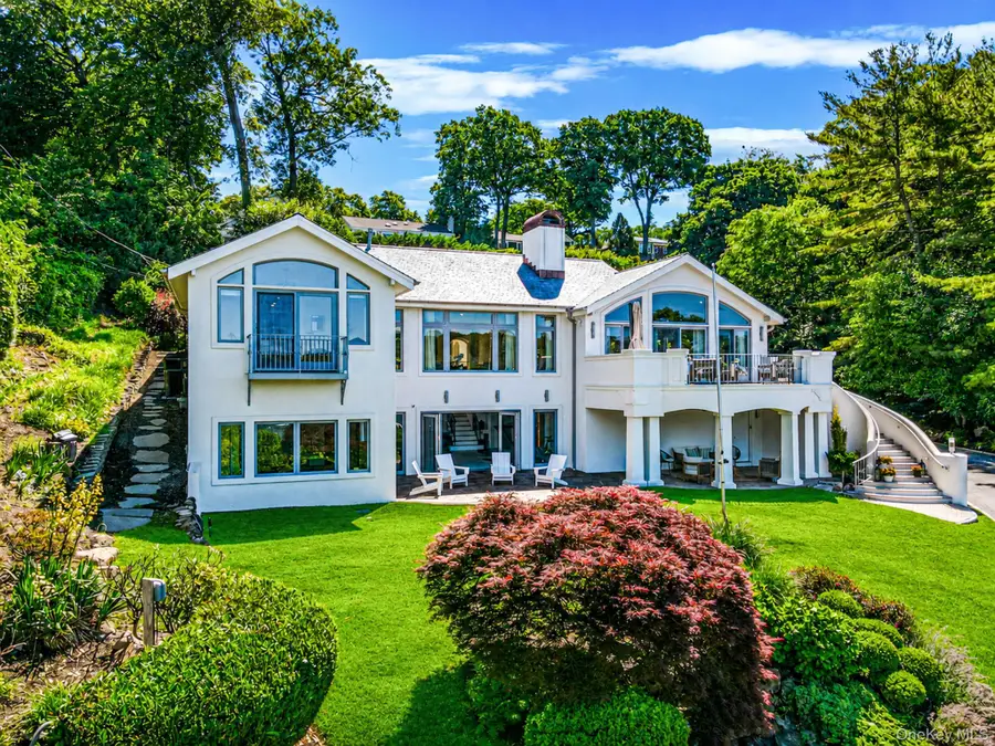 88 E Shore Road, Huntington, NY 11743 - #3