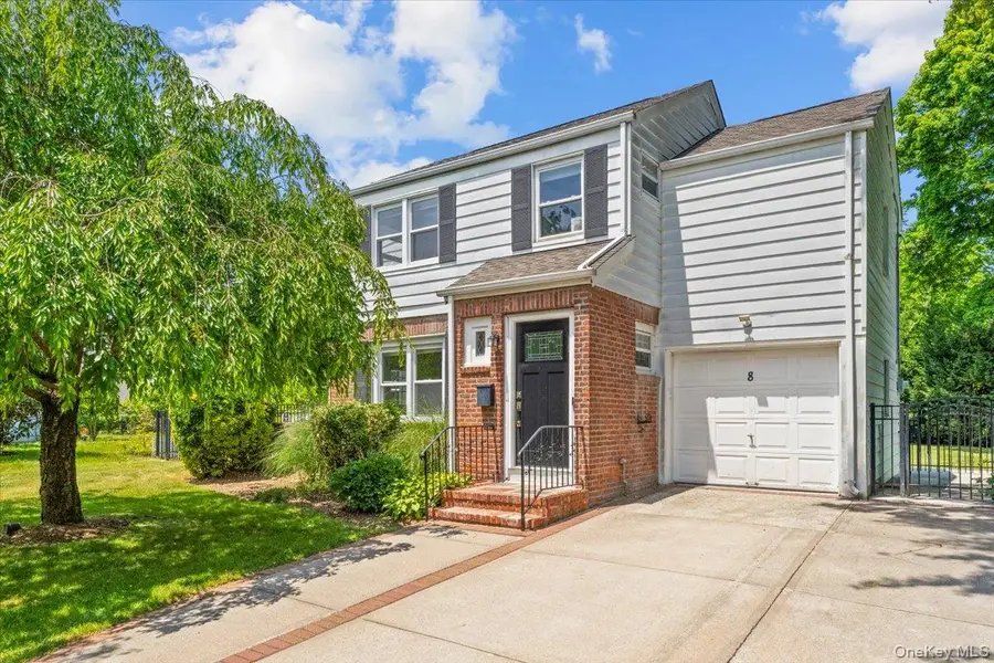8 Park Circle, Great Neck, NY 11024 - #2