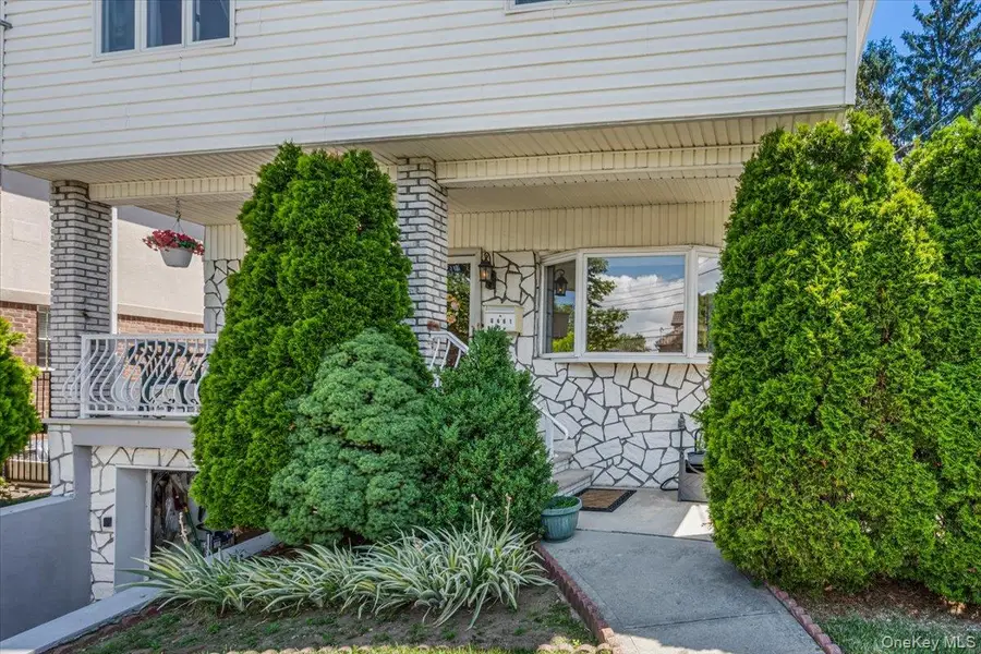6461 230th Street, Oakland Gardens, NY 11364 - #2