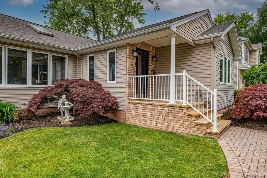 2349 Lincoln Street, North Bellmore, NY 11710 - #3
