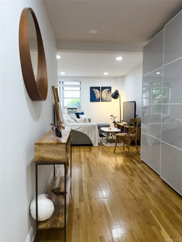 510 Dubois Avenue #6A, Valley Stream, NY 11581