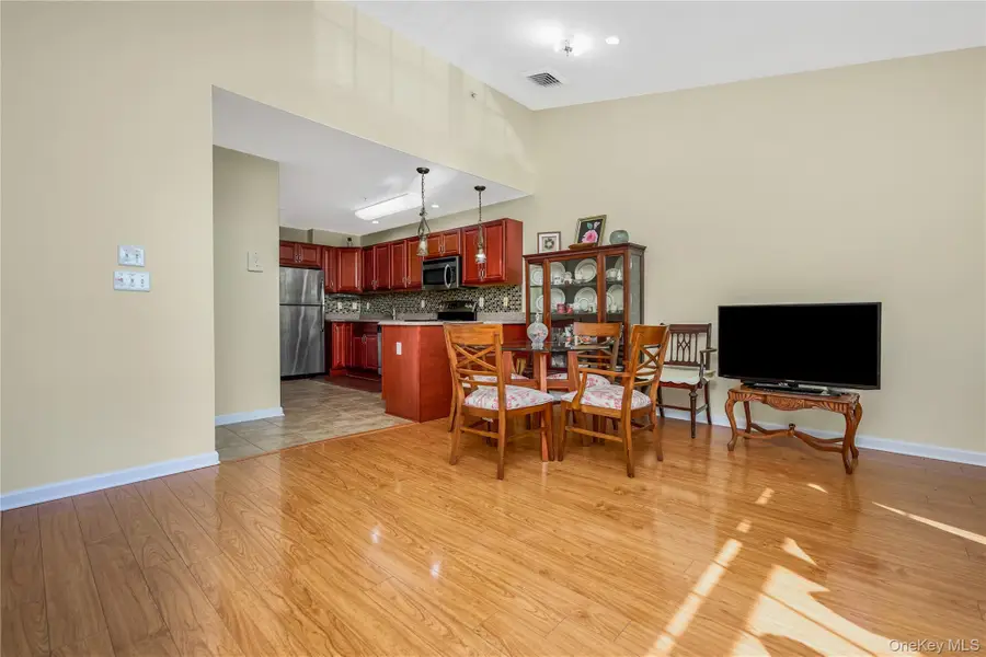 212 Willow Lane, Valley Stream, NY 11580 - #2