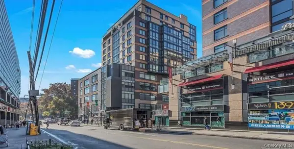 39-16 Prince Street #8E, Flushing, NY 11354