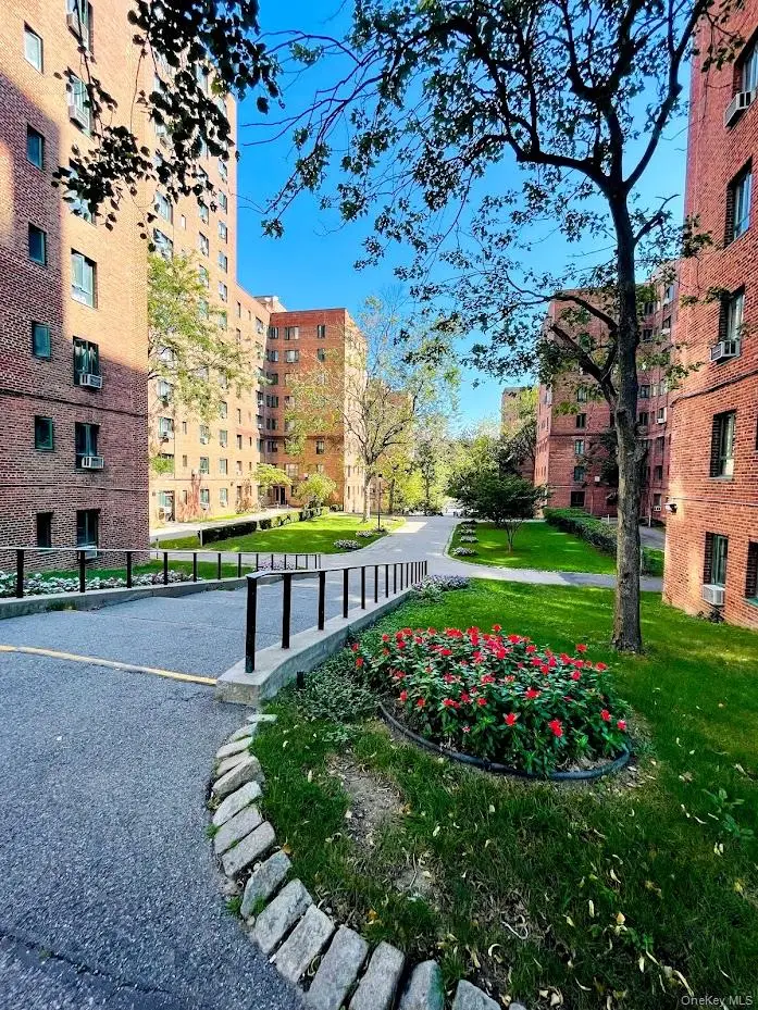 1686 Metropolitan Avenue #4H, Bronx, NY 10462 - #1