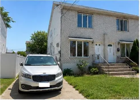 299 Van Pelt Avenue, Staten Island, NY 10303