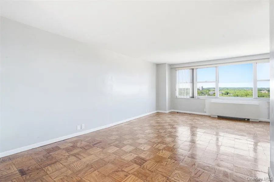 70-25 Yellowstone Boulevard #15P, Forest Hills, NY 11375 - #2