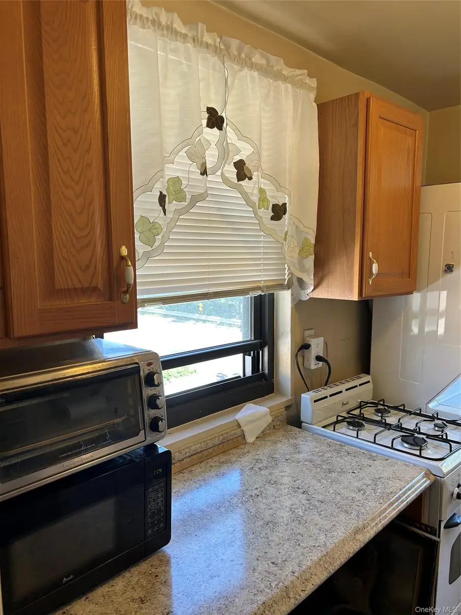 158 06 Cross Island Parkway #6-2, Whitestone, NY 11357 - #3