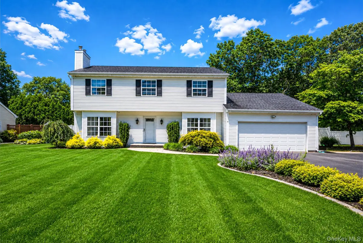 22 Northumberland Drive, Shoreham, NY 11786 - #1